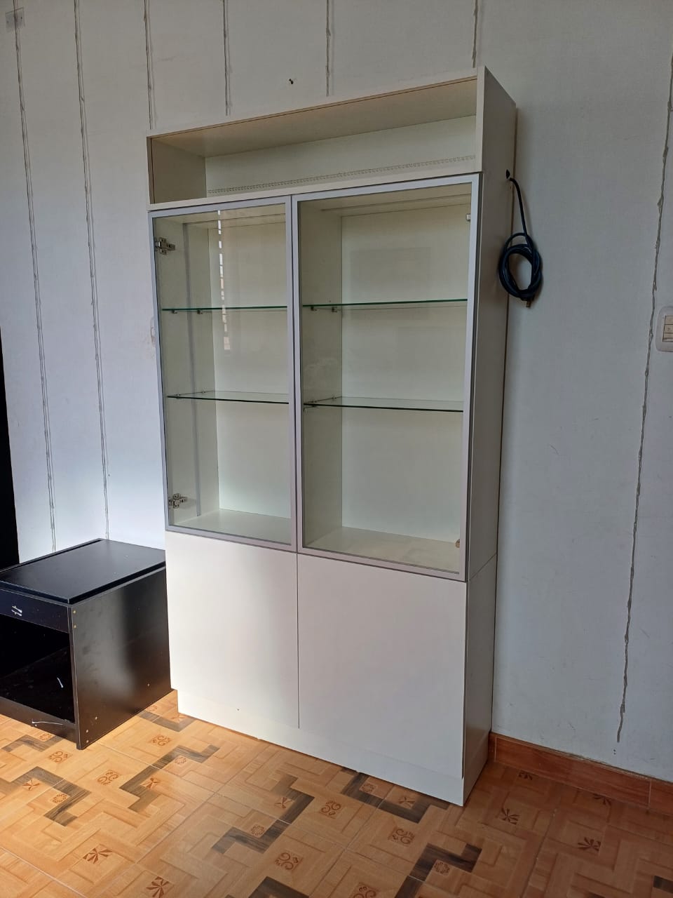 Mueble Exhibidor con Iluminación LED